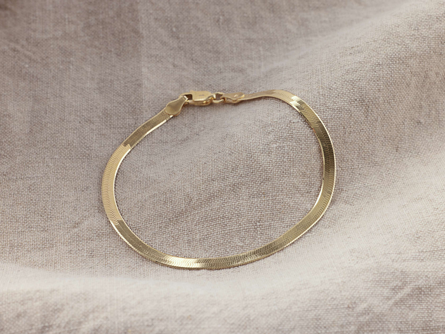 Sura Snake Chain Bracelet